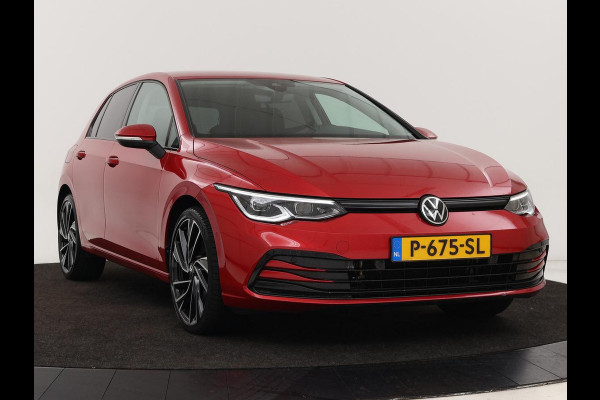 Volkswagen Golf 1.4 eHybrid Style | Stoel & stuurverwarming | Massage | Carplay | Memory | Achterbankverwarming | Adaptive cruise | Park Assist | Sfeerverlichting | Navigatie | Full LED | PHEV