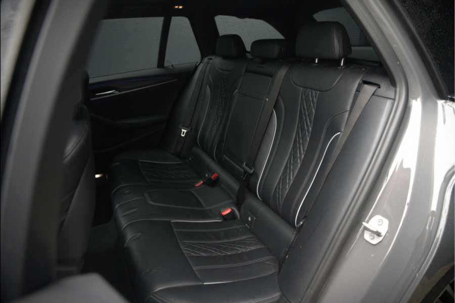 BMW 5 Serie Touring 530i High Executive M Sport | Panoramadak | Head-Up Display | Laser | Trekhaak | Stoelverwarming | Stuurverwarming | Memory Seats | Keyless | Adaptive Cruise Control | Comfort Seats | Shadowline | BTW | NAP | Dealer Ond