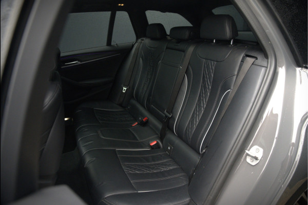 BMW 5 Serie Touring 530i High Executive M Sport | Panoramadak | Head-Up Display | Laser | Trekhaak | Stoelverwarming | Stuurverwarming | Memory Seats | Keyless | Adaptive Cruise Control | Comfort Seats | Shadowline | BTW | NAP | Dealer Ond