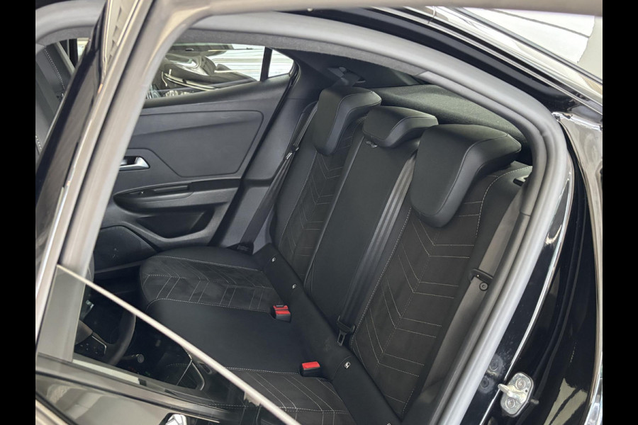 Opel Mokka 1.2 Turbo Hybrid GS Automaat | Navigatie | Achteruitrijcamera | Massagestoel