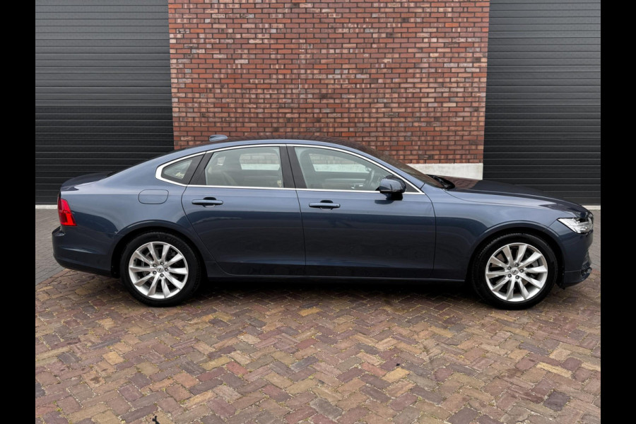 Volvo S90 2.0 T4 Momentum+ / 190 PK / Trekhaak / Automaat / Leder + Stoelverwarming / Adaptive Cruise / Navigatie
