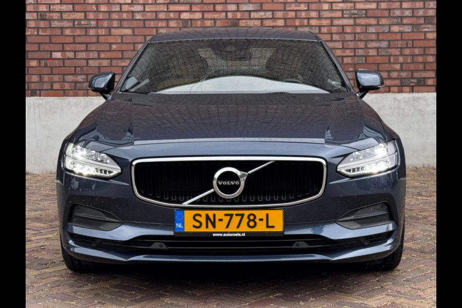 Volvo S90 2.0 T4 Momentum+ / 190 PK / Trekhaak / Automaat / Leder + Stoelverwarming / Adaptive Cruise / Navigatie