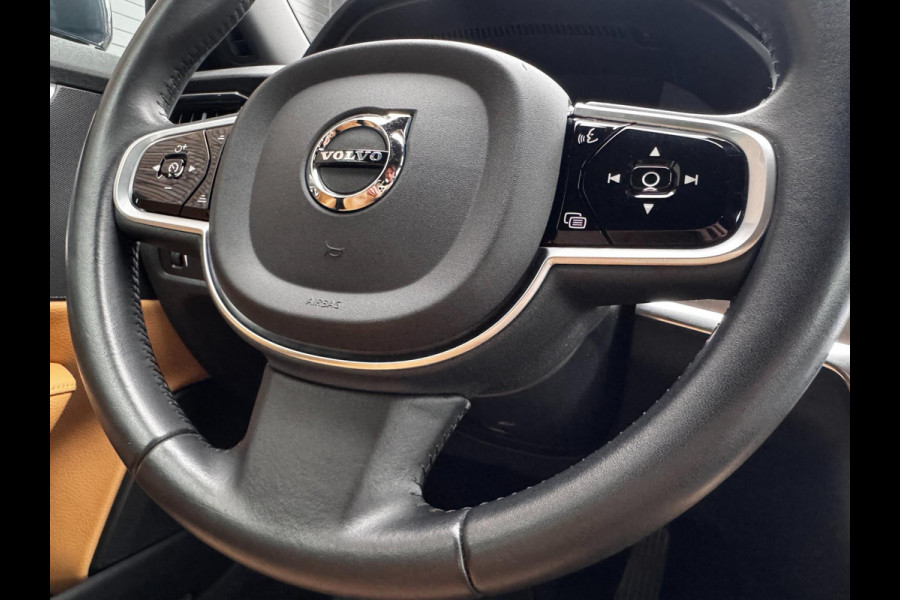 Volvo S90 2.0 T4 Momentum+ / 190 PK / Trekhaak / Automaat / Leder + Stoelverwarming / Adaptive Cruise / Navigatie