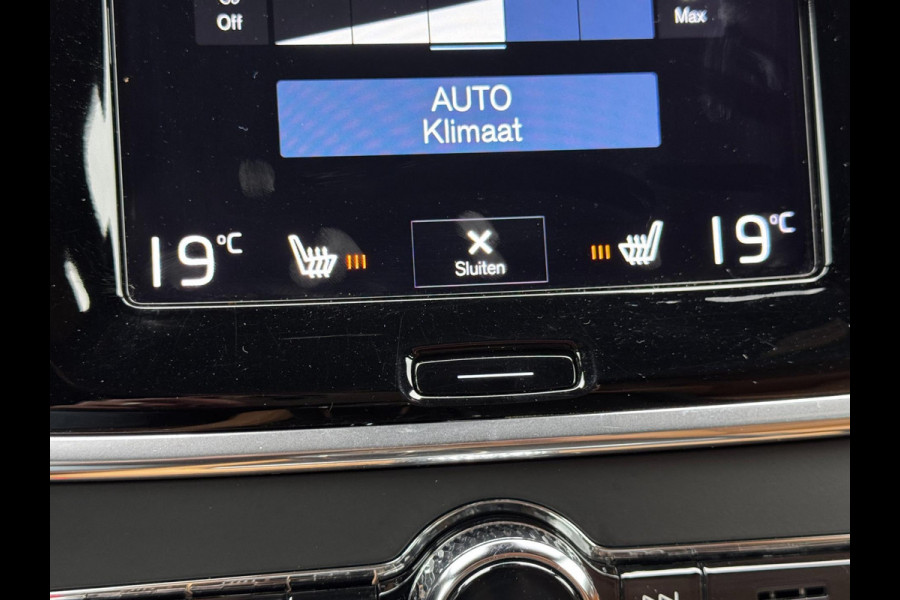 Volvo S90 2.0 T4 Momentum+ / 190 PK / Trekhaak / Automaat / Leder + Stoelverwarming / Adaptive Cruise / Navigatie