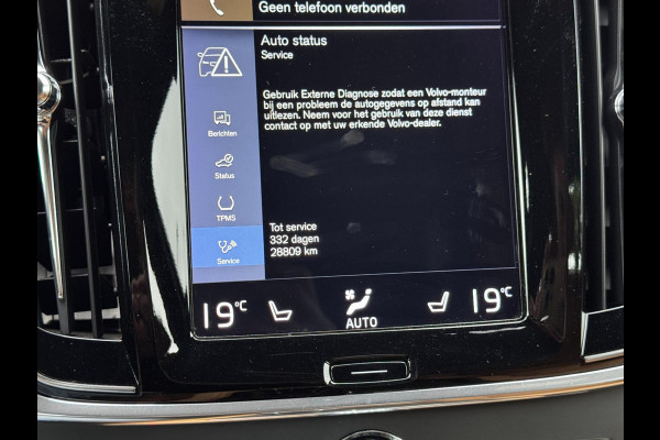 Volvo S90 2.0 T4 Momentum+ / 190 PK / Trekhaak / Automaat / Leder + Stoelverwarming / Adaptive Cruise / Navigatie