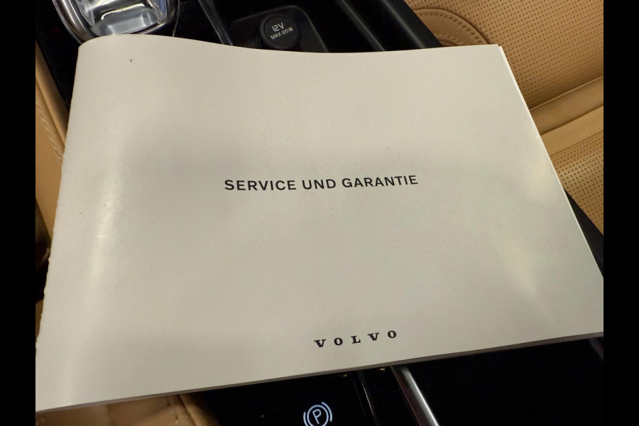 Volvo XC90 2.0 T8 Recharge AWD EXCLUSIVE 7P PANO/B&W/L-VERING/LEDER/DAB/AIRCO-STOELEN/ FULL-OPTION!!!
