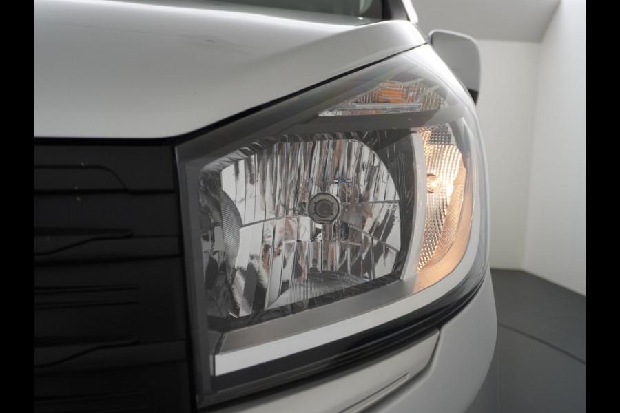 Fiat Talento 2.0D 146PK L2 D.C. 17" Pdc Trekh. Alles in kleur gespoten Led Airco Cruise Business Pro Dubbele Cabine 5-Pers. DC Led Betonplex-vloer Lat om Lat Privacy Glas Bluetooth Lengte 2 dus wél fatsoenlijke beenruimte achterin! 1e Eigenaar 2.000 kg trekvermogen Euro 6