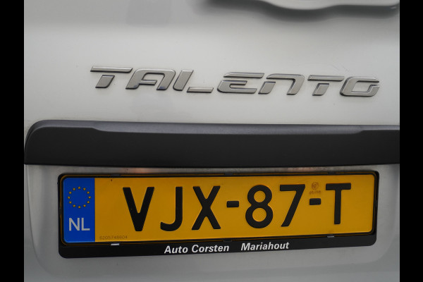 Fiat Talento 2.0D 146PK L2 D.C. 17" Pdc Trekh. Alles in kleur gespoten Led Airco Cruise Business Pro Dubbele Cabine 5-Pers. DC Led Betonplex-vloer Lat om Lat Privacy Glas Bluetooth Lengte 2 dus wél fatsoenlijke beenruimte achterin! 1e Eigenaar 2.000 kg trekvermogen Euro 6
