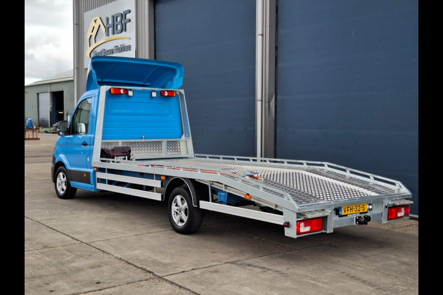 Volkswagen Crafter 35 2.0 TDI L4 Trendline OPRIJWAGEN / AMBULANCE / TRAILER / EURO 6 / LAADVERMOGEN 1377 KG !!