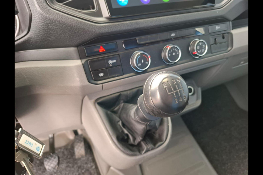 Volkswagen Crafter 35 2.0 TDI L4 Trendline OPRIJWAGEN / AMBULANCE / TRAILER / EURO 6 / LAADVERMOGEN 1377 KG !!