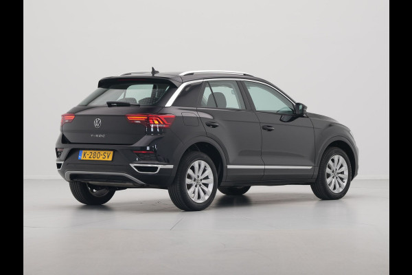 Volkswagen T-Roc 1.5 TSI 150pk DSG Sport Navigatie ACC Camera Executive 213