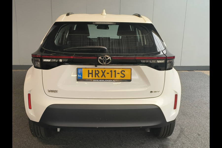 Toyota Yaris Cross 1.5 Hybrid 115 Active Rijklaar + Fabrieksgarantie tot 11-2030 Henk Jongen Auto's in Helmond,  al 50 jaar service zoals 't hoort!