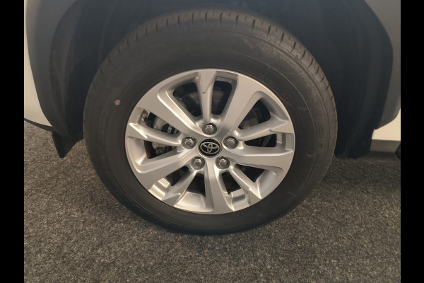 Toyota Yaris Cross 1.5 Hybrid 115 Active Rijklaar + Fabrieksgarantie tot 11-2030 Henk Jongen Auto's in Helmond,  al 50 jaar service zoals 't hoort!
