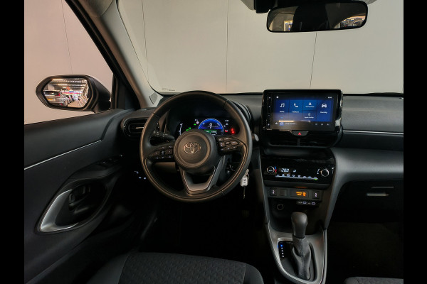 Toyota Yaris Cross 1.5 Hybrid 115 Active Rijklaar + Fabrieksgarantie tot 11-2030 Henk Jongen Auto's in Helmond,  al 50 jaar service zoals 't hoort!