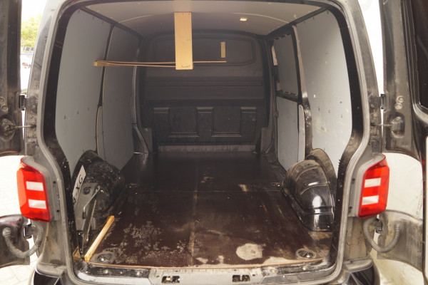 Volkswagen Transporter 2.0 TDI 150pk DSG Highline -LED-NAVI-PDC-ACC-