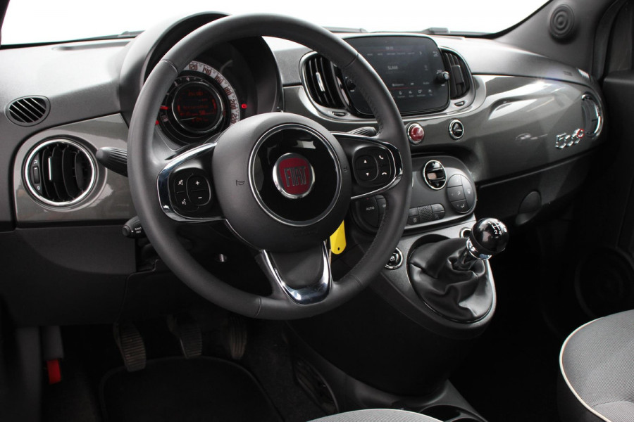 Fiat 500C 1.2 Lounge Navigatie  Apple Carplay/Android Auto  Climate Control  Cruise Control  Parkeersensoren Achter  Lichtmetalen Velgen