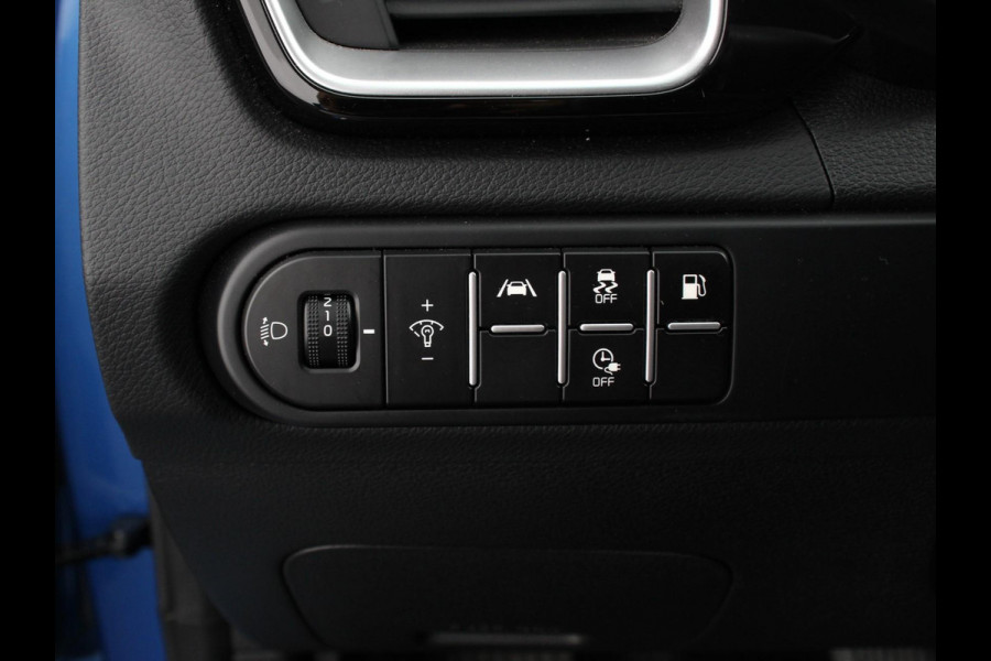 Kia Ceed Sportswagon 1.6 GDI PHEV DynamicLine Climate control Achteruitrijd camera Cruise control Parkeersensoren LED Lane assist Apple Carplay/ Android auto
