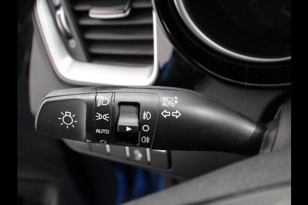 Kia Ceed Sportswagon 1.6 GDI PHEV DynamicLine Climate control Achteruitrijd camera Cruise control Parkeersensoren LED Lane assist Apple Carplay/ Android auto