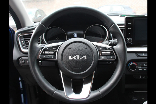 Kia Ceed Sportswagon 1.6 GDI PHEV DynamicLine Climate control Achteruitrijd camera Cruise control Parkeersensoren LED Lane assist Apple Carplay/ Android auto