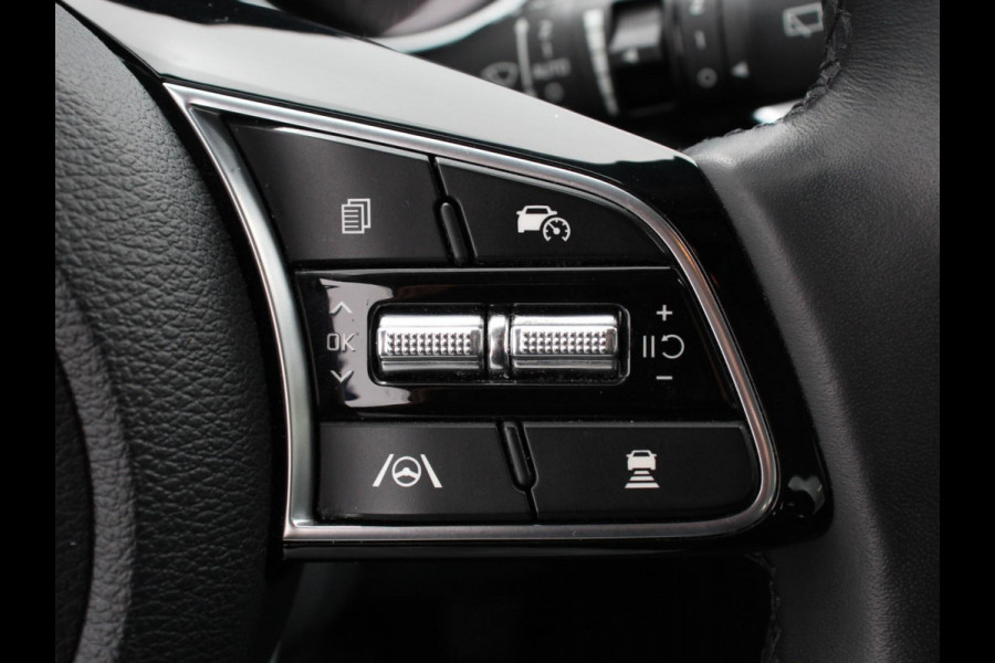 Kia Ceed Sportswagon 1.6 GDI PHEV DynamicLine Climate control Achteruitrijd camera Cruise control Parkeersensoren LED Lane assist Apple Carplay/ Android auto