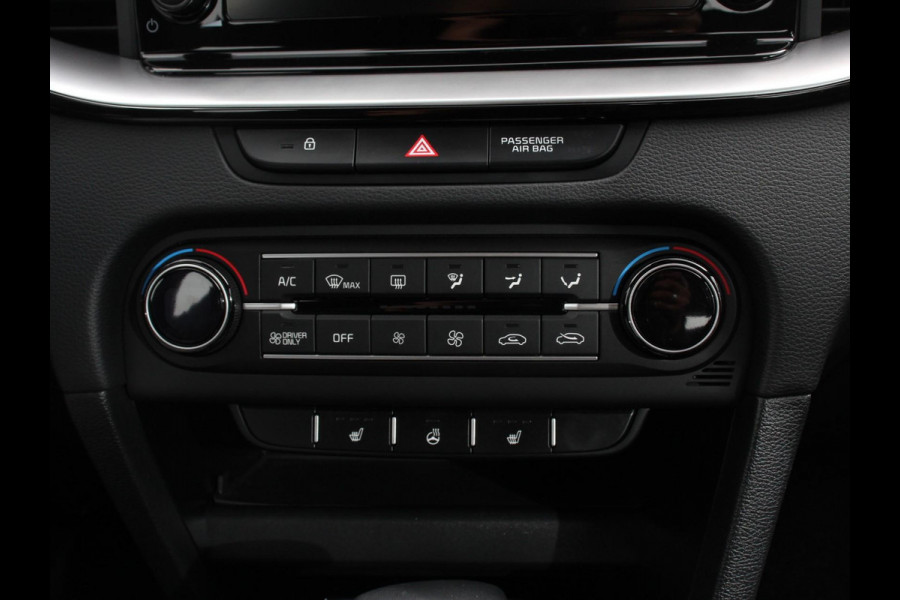 Kia Ceed Sportswagon 1.6 GDI PHEV DynamicLine Climate control Achteruitrijd camera Cruise control Parkeersensoren LED Lane assist Apple Carplay/ Android auto