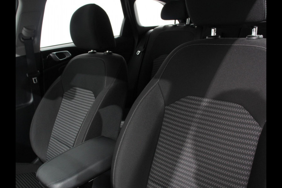 Kia Ceed Sportswagon 1.6 GDI PHEV DynamicLine Climate control Achteruitrijd camera Cruise control Parkeersensoren LED Lane assist Apple Carplay/ Android auto
