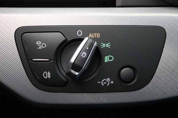 Audi A4 Avant 1.4 TFSI Design Pro Line Plus Virtual Cockpit, Climate, Cruise, Apple Carplay, Trekhaak, 19''