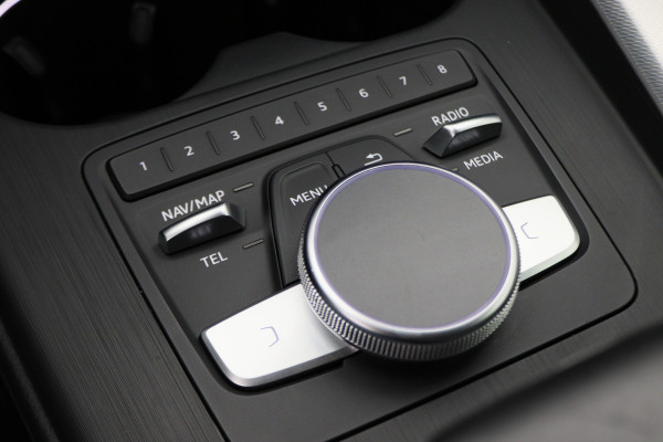 Audi A4 Avant 1.4 TFSI Design Pro Line Plus Virtual Cockpit, Climate, Cruise, Apple Carplay, Trekhaak, 19''