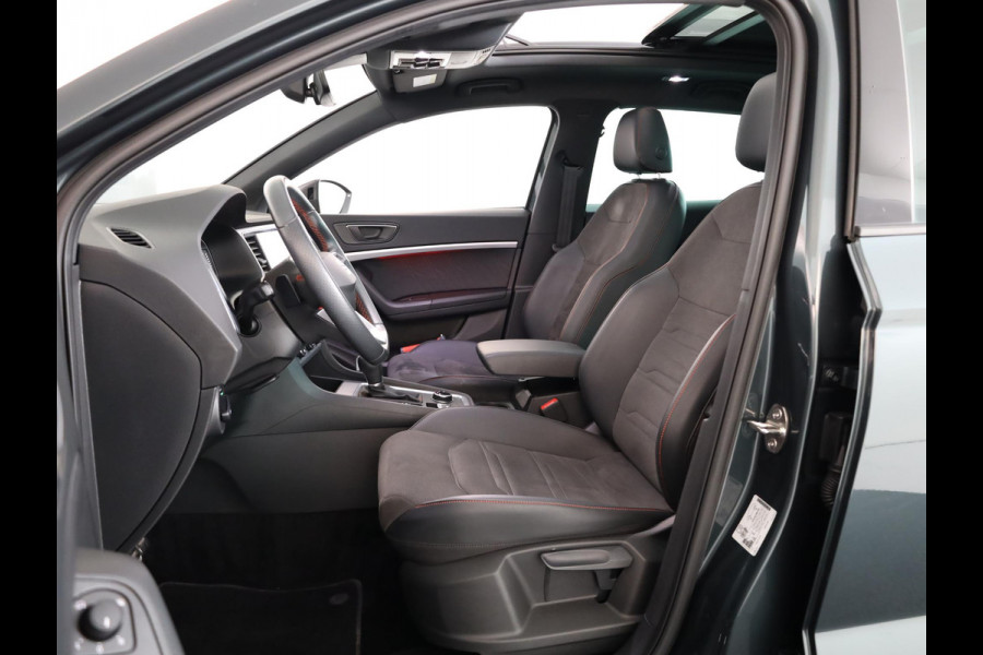 Seat Ateca 1.5 TSI FR Business Intense 150 pk Automaat (DSG) | Verlengde garantie | Navigatie | Panoramadak | Parkeersensoren (Park assist) | Achteruitrijcamera | Stoelverwarming |