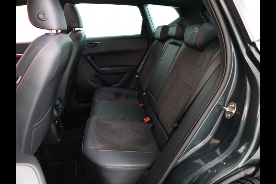 Seat Ateca 1.5 TSI FR Business Intense 150 pk Automaat (DSG) | Verlengde garantie | Navigatie | Panoramadak | Parkeersensoren (Park assist) | Achteruitrijcamera | Stoelverwarming |