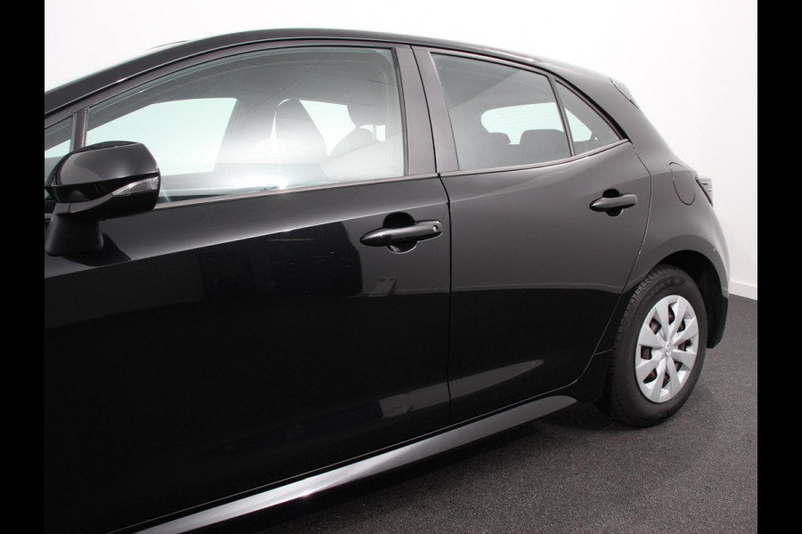Toyota Corolla 1.8 Hybrid Comfort Climate control Navigatie Cruise control LED Achteruitrij camera Apple Carplay/ Android Auto