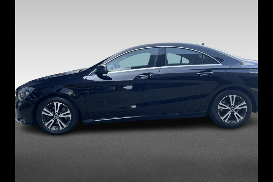 Mercedes-Benz CLA-Klasse 180 Ambition Automaat