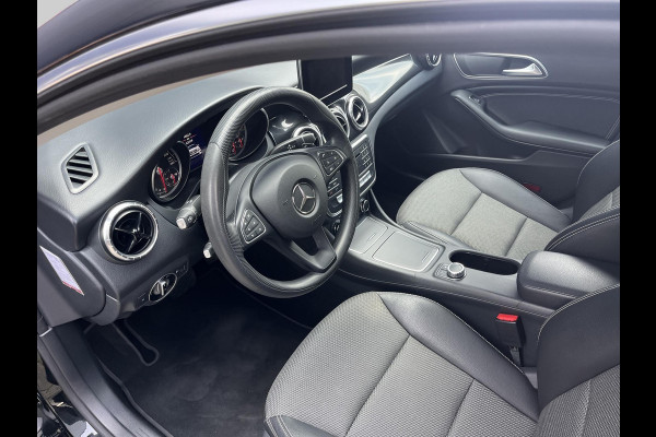 Mercedes-Benz CLA-Klasse 180 Ambition Automaat