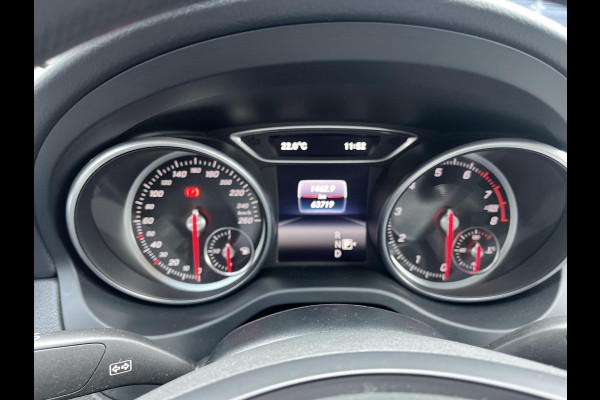 Mercedes-Benz CLA-Klasse 180 Ambition Automaat