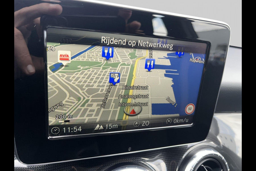 Mercedes-Benz CLA-Klasse 180 Ambition Automaat