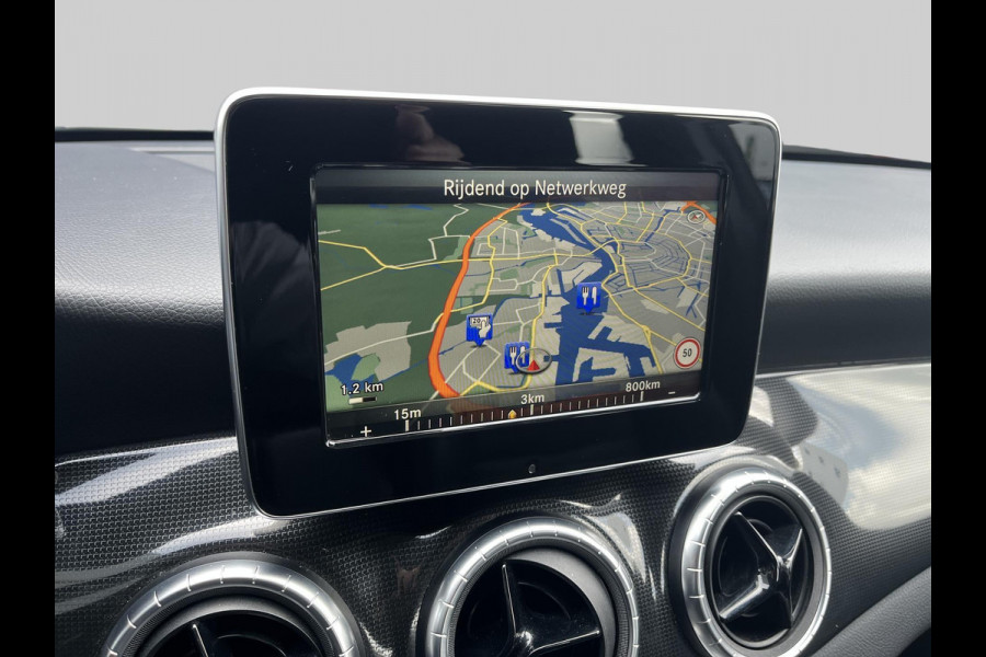 Mercedes-Benz CLA-Klasse 180 Ambition Automaat