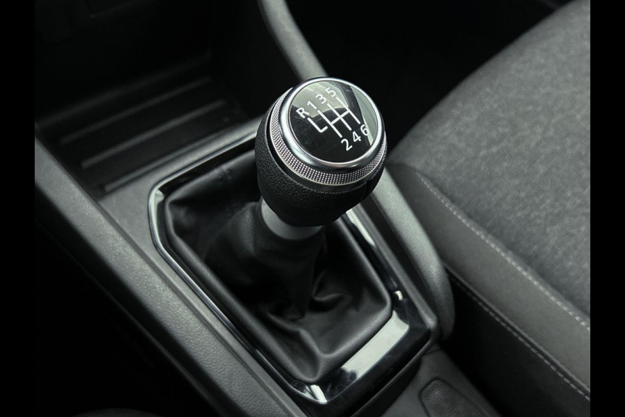 Renault Clio 1.0 TCe 90 Equilibre | CARPLAY! | Dealer onderH | 1e eigenaar | NL-Auto | Lane ASS | ETC