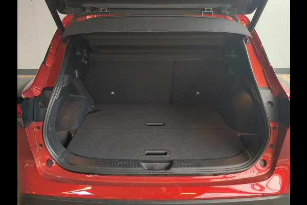 Nissan QASHQAI 1.3 MHEV Xtronic Business Executive Rijklaar + Fabrieksgarantie Henk Jongen Auto's in Helmond,  al 50 jaar service zoals 't hoort!