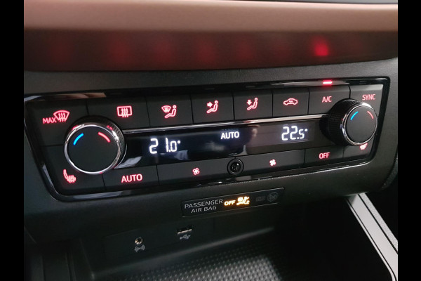 Seat Ibiza 1.0 TSI 116 pk Excellence | Navigatie | Climate Control | Apple Carplay/Android Auto | Parkeer Sensoren | Cruise Control | Lichtmetalen Velgen