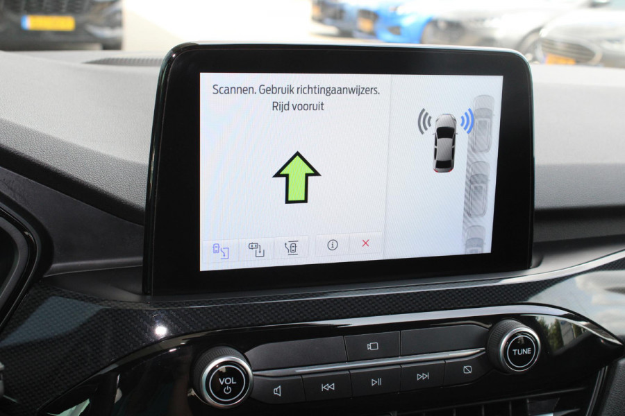 Ford Kuga 2.5 PHEV ST-Line X | Winter Pack | Adaptive cruise control | Head up Display | Camera | Dodehoeksensoren | Bang&Olufsen | Elektrische achterklep