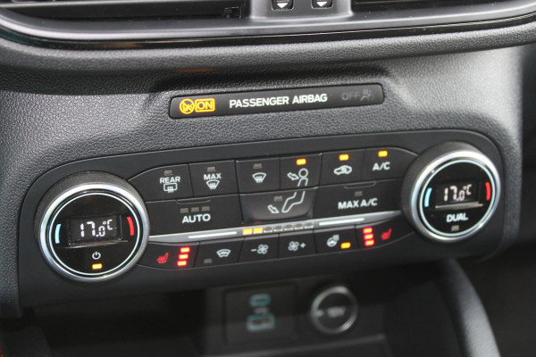 Ford Kuga 2.5 PHEV ST-Line X | Winter Pack | Adaptive cruise control | Head up Display | Camera | Dodehoeksensoren | Bang&Olufsen | Elektrische achterklep