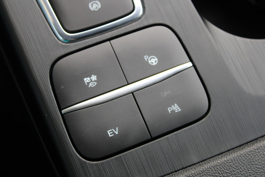 Ford Kuga 2.5 PHEV ST-Line X | Winter Pack | Adaptive cruise control | Head up Display | Camera | Dodehoeksensoren | Bang&Olufsen | Elektrische achterklep