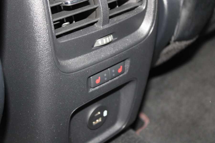 Ford Kuga 2.5 PHEV ST-Line X | Winter Pack | Adaptive cruise control | Head up Display | Camera | Dodehoeksensoren | Bang&Olufsen | Elektrische achterklep