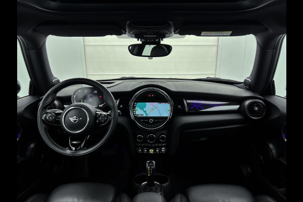 MINI Cooper SE Yours 33 kWh | PANO | CARPLAY | HARM/KARD | StoelverW | Dealer onderH | NL-Auto | 1e eig | ETC