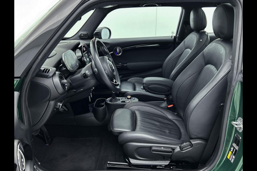 MINI Cooper SE Yours 33 kWh | PANO | CARPLAY | HARM/KARD | StoelverW | Dealer onderH | NL-Auto | 1e eig | ETC