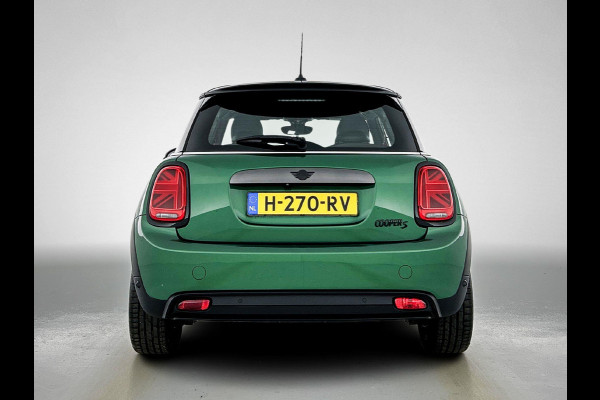 MINI Cooper SE Yours 33 kWh | PANO | CARPLAY | HARM/KARD | StoelverW | Dealer onderH | NL-Auto | 1e eig | ETC