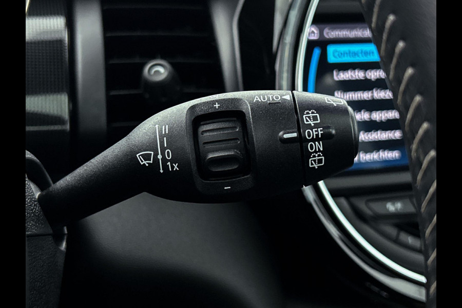 MINI Cooper SE Yours 33 kWh | PANO | CARPLAY | HARM/KARD | StoelverW | Dealer onderH | NL-Auto | 1e eig | ETC
