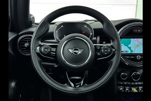 MINI Cooper SE Yours 33 kWh | PANO | CARPLAY | HARM/KARD | StoelverW | Dealer onderH | NL-Auto | 1e eig | ETC