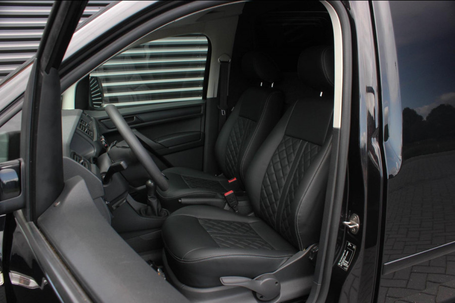 Volkswagen Caddy 2.0 TDI 185PK JB-EDITION / FULL BLACK / SCHROEFSET / LEDEREN BEKLEDING / NIEUWSTAAT / ELEK-PAKKET / AIRCO / APPLE