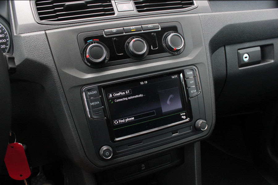 Volkswagen Caddy 2.0 TDI 185PK JB-EDITION / FULL BLACK / SCHROEFSET / LEDEREN BEKLEDING / NIEUWSTAAT / ELEK-PAKKET / AIRCO / APPLE